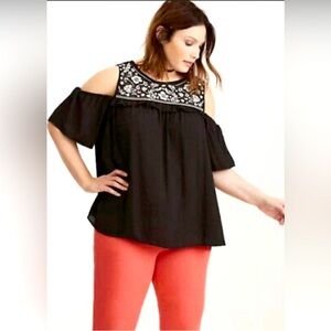 TORRID Size 0 Black Georgette Cold Shoulder Blouse Ivory Embroidered Flowers